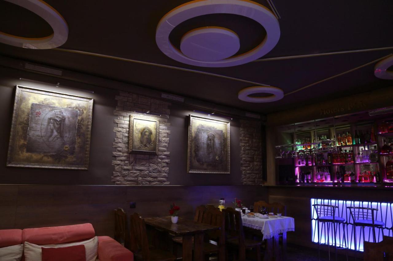 Nava Hotel Jerevan Exteriér fotografie