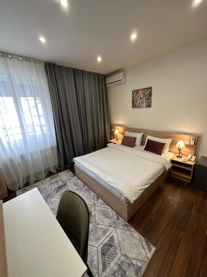 Nava Hotel Jerevan Exteriér fotografie
